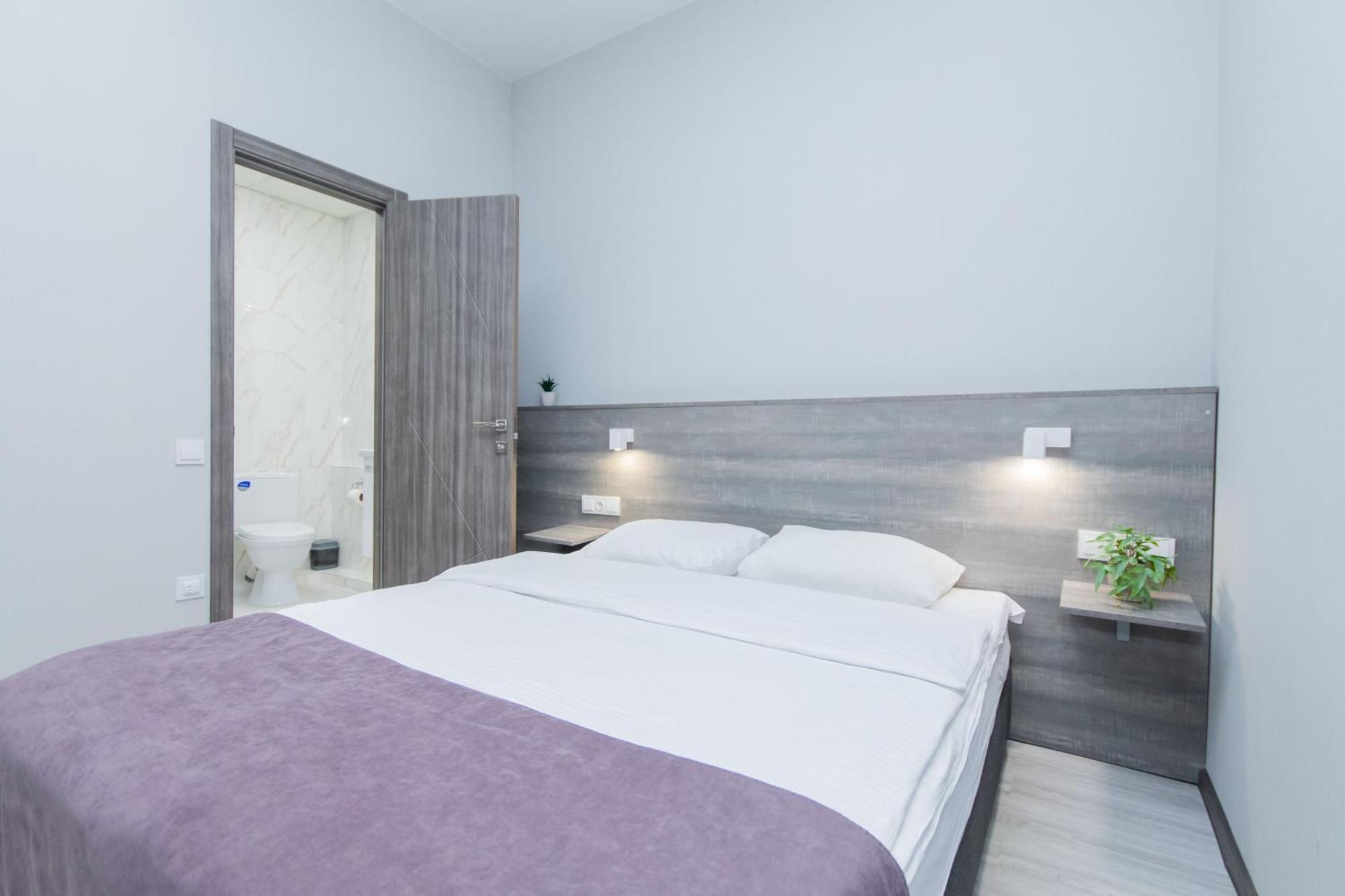 Seven Hotel Vyshneve Luaran gambar