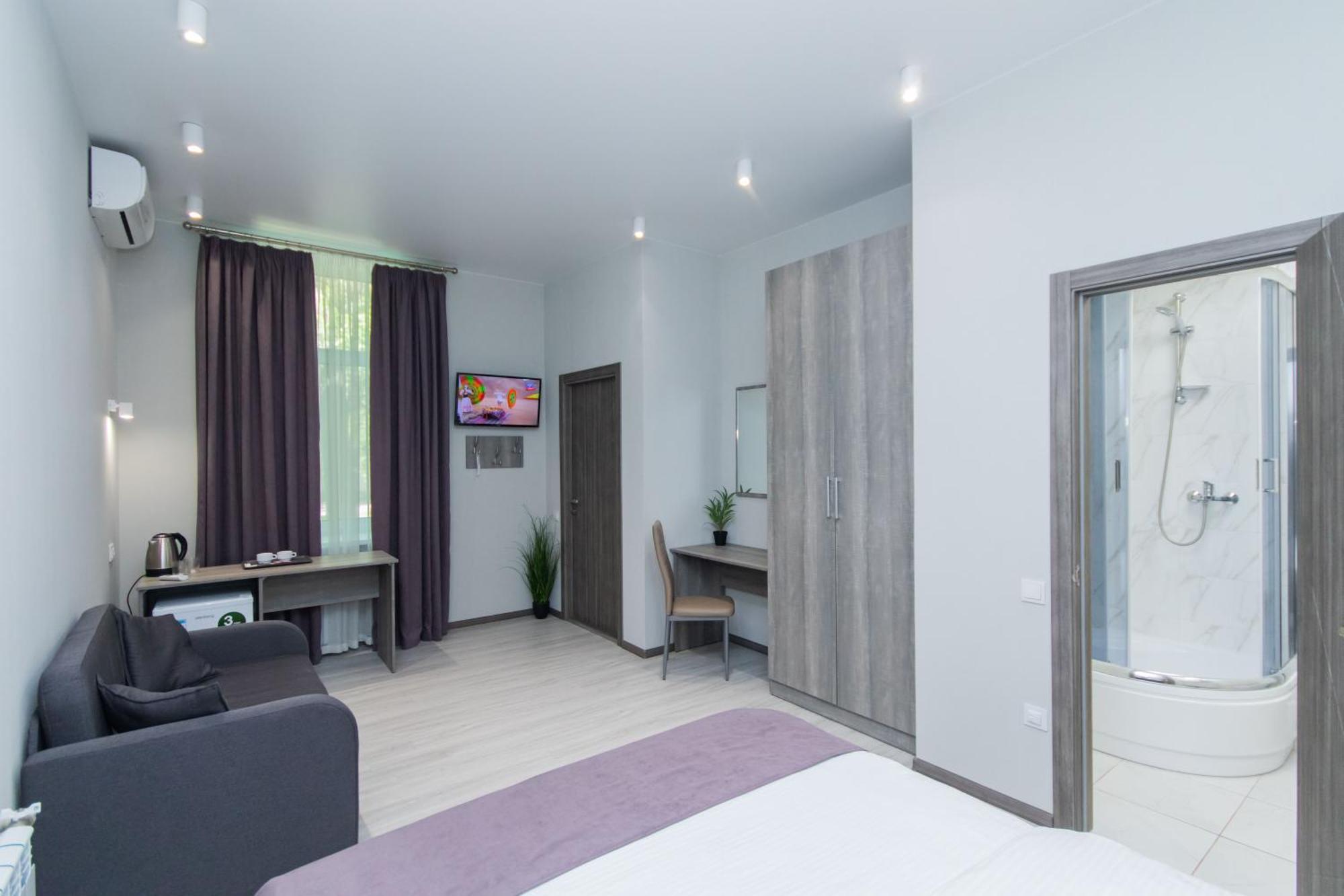 Seven Hotel Vyshneve Luaran gambar